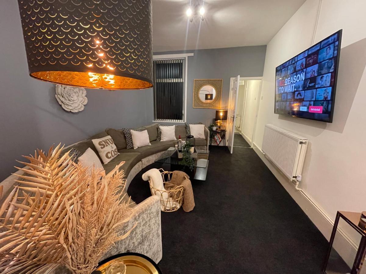 Urban 3 Bedroom Home In Kings Heath-Great Location Birmingham Extérieur photo